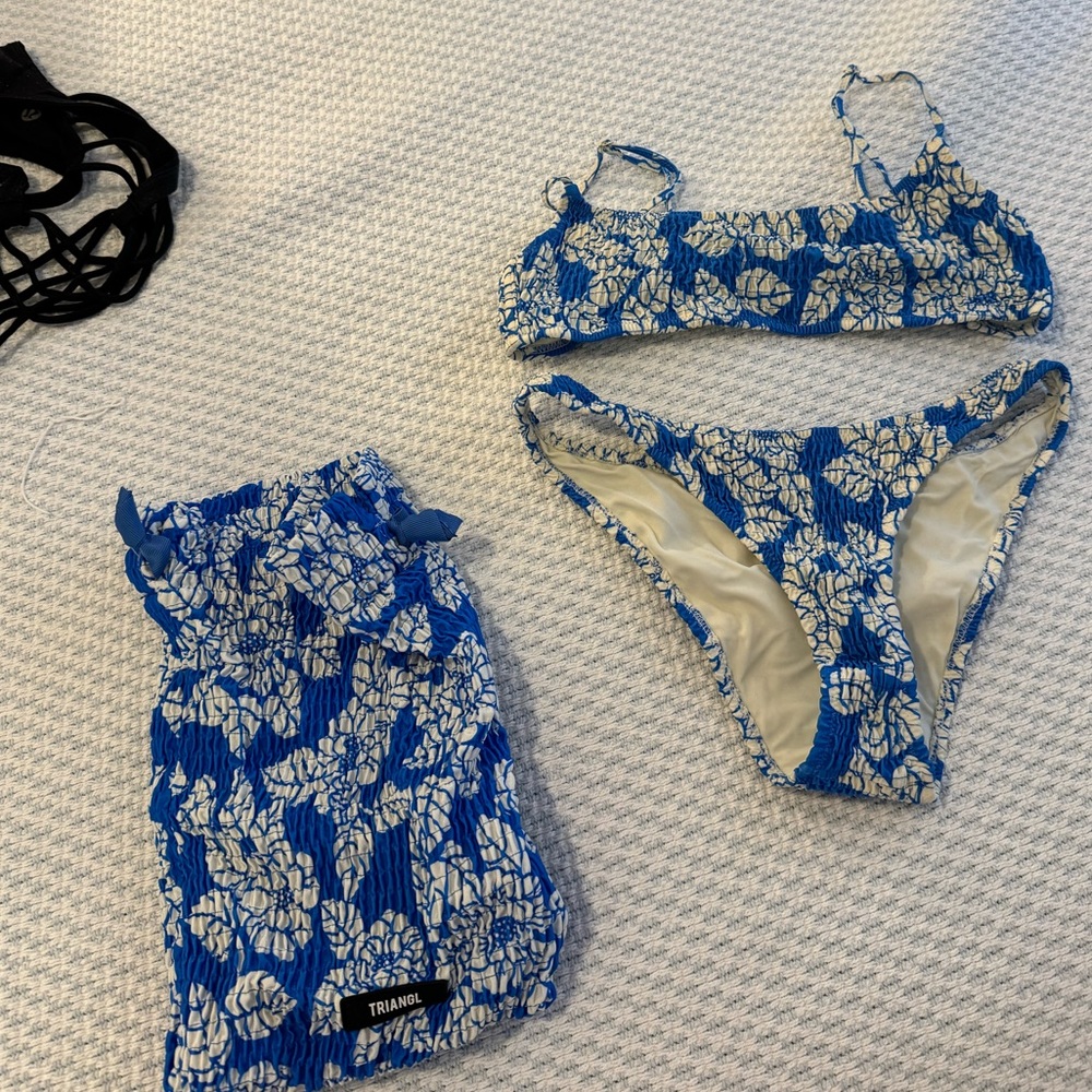 triangl mica bathing suit set